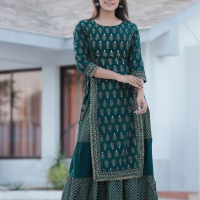 Alisha Petite Green Printed Kurtis