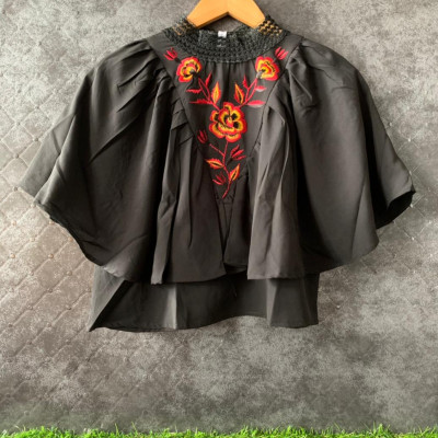 Classic Neck Elastic Lace Fully Frill Embroidery Short Top